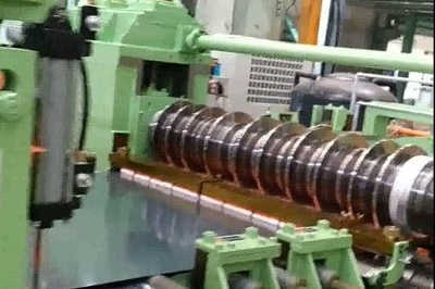 硅鋼0.35t分切9條作業